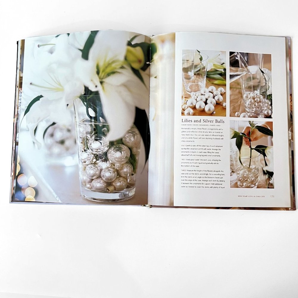 Williams-Sonoma Holiday Entertaining Book Cook Book Hard Cover- Large - Picture 12 of 15